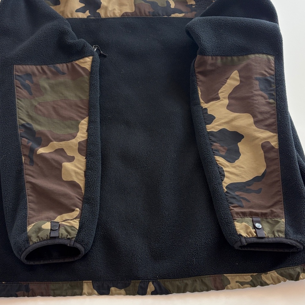 The North Face Denali Polartec Jacket - Camo / Black - Picture 8 of 8